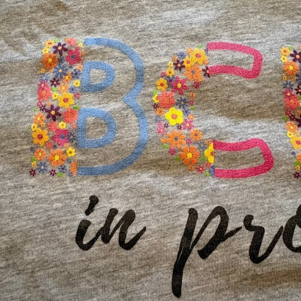 BCBA In Progress Floral Gray Tee Medium - Picture 4 of 6
